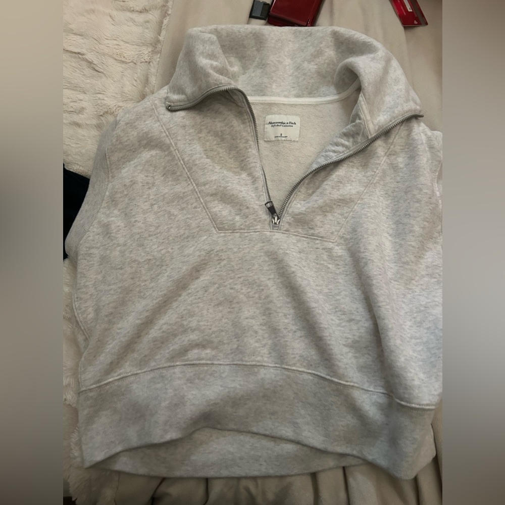 Abercrombie & fitch  vest size s